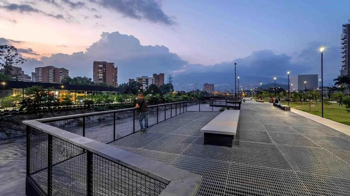 Luxury 3Br Apartment In The Heart Of Medellin Colombia